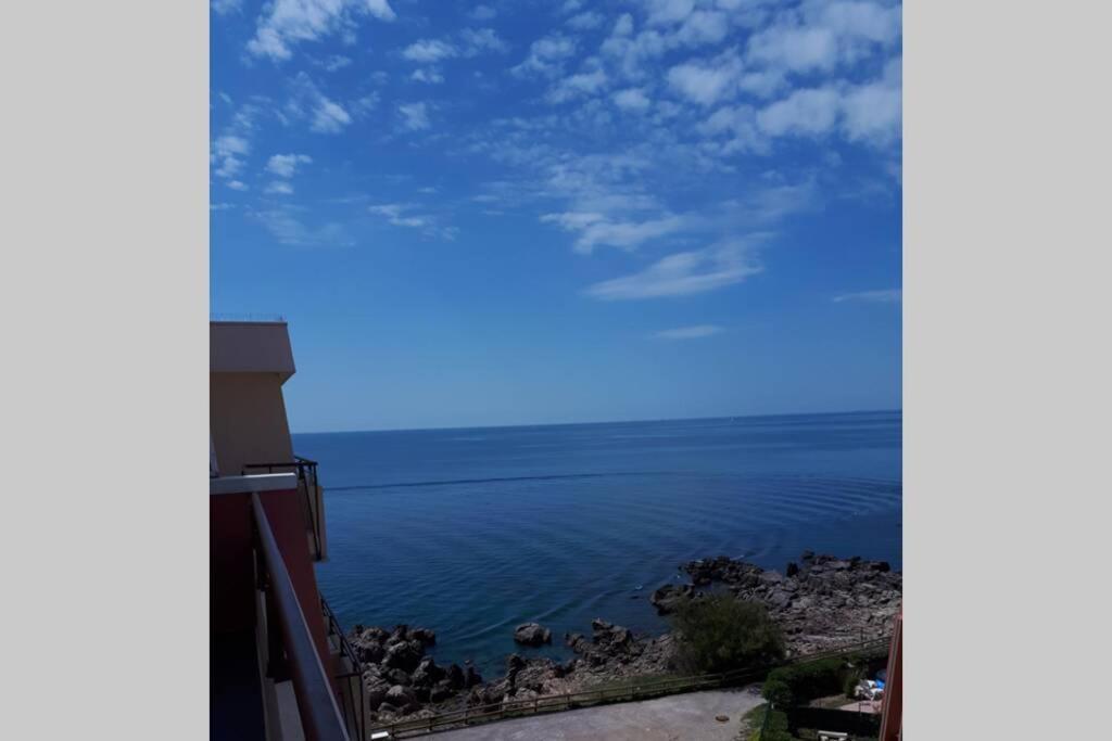 T2 Climatise Vue Sur Mer, Wifi, Piscine Et Parking سُت المظهر الخارجي الصورة